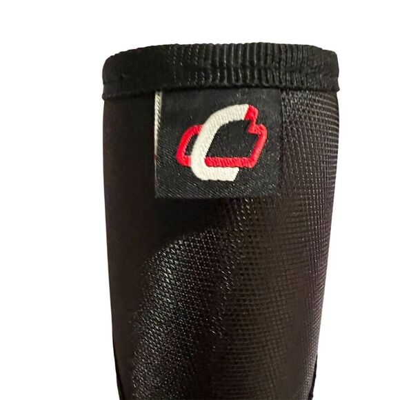 Case-It Red & Black Daily Use Binder with Mesh Pocket - Picture 3 of 7